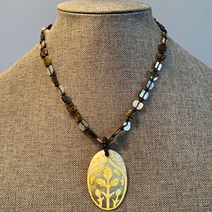 Shell Boho Design Necklace